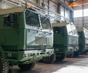 Jelcz bije rekordy produkcji. Nowe inwestycje i kluczowa rola w modernizacji armii