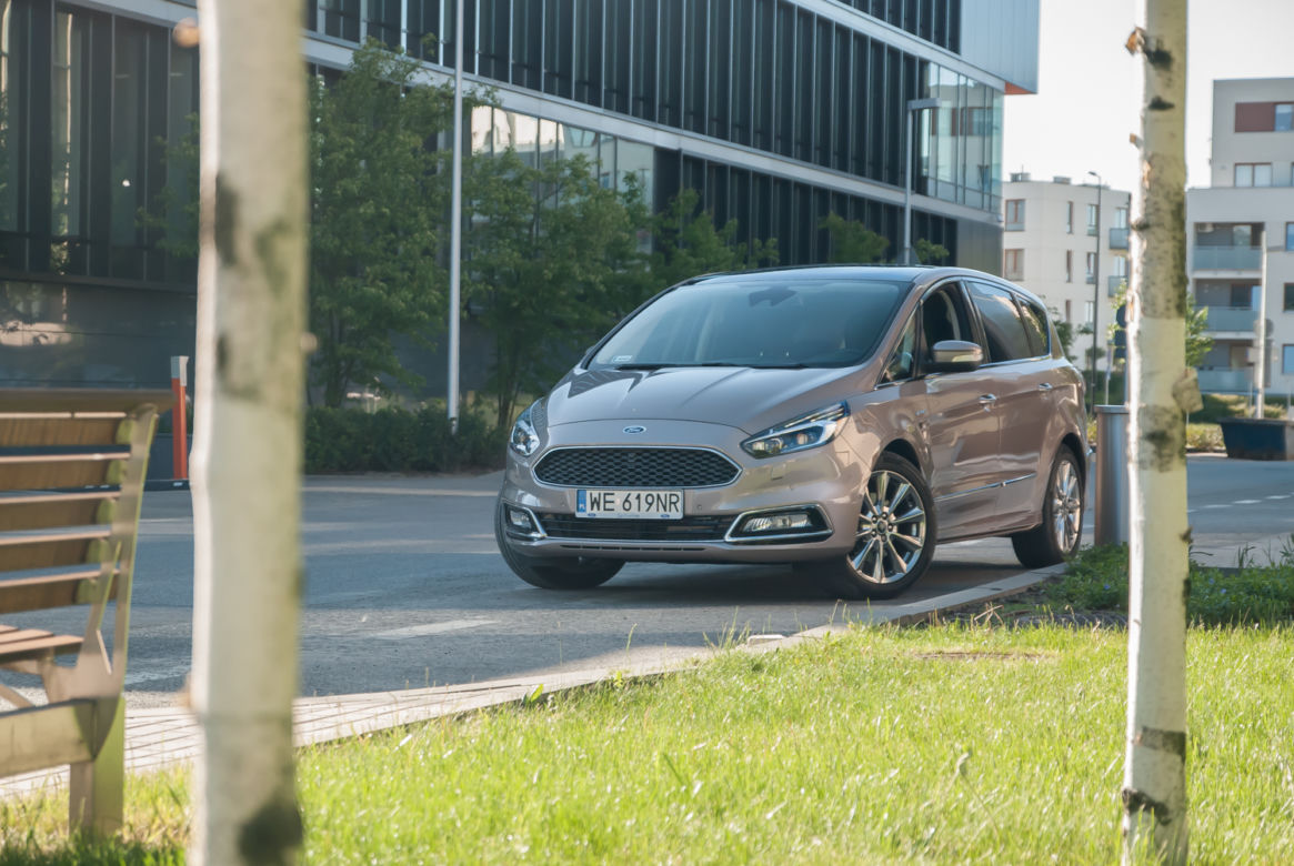Ford S-MAX Vignale 2.0 TDCI 180 AWD Powershift