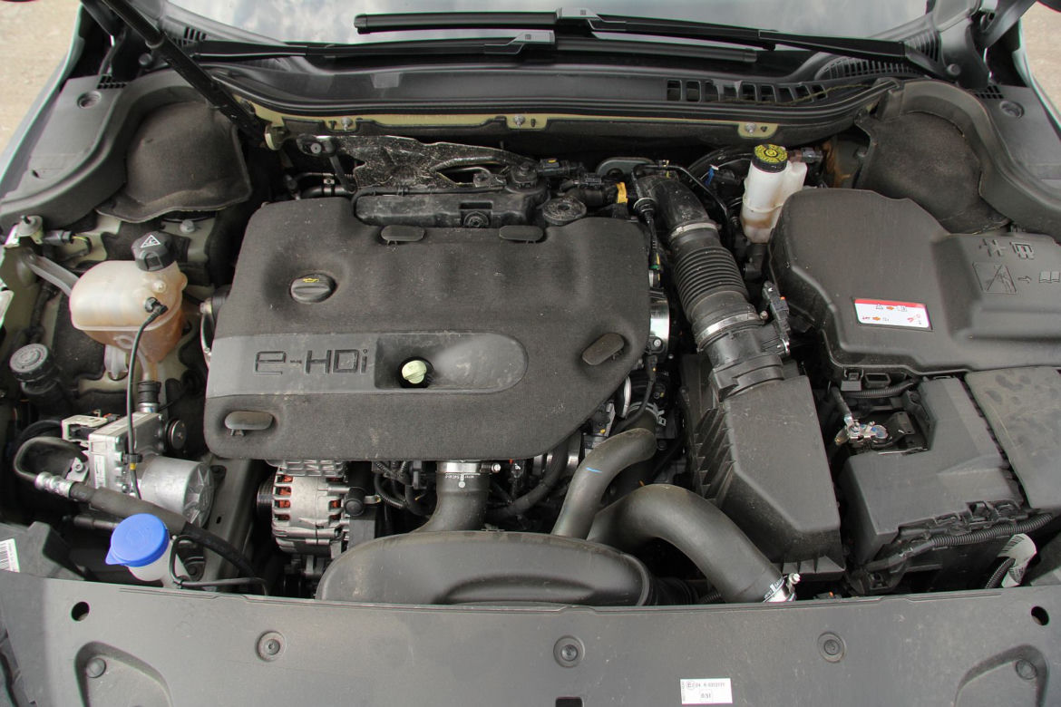 Peugeot 508 RXH 2.0 BlueHDI po liftingu