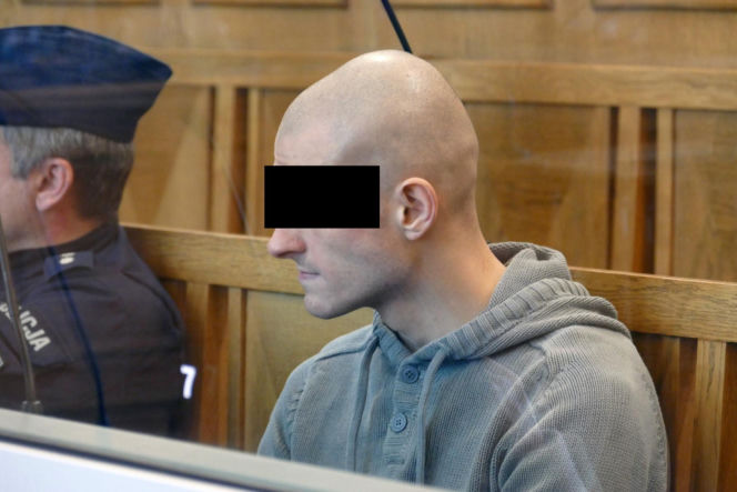 W kilkadziesiąt sekund zabił pana Franciszka. Wstrząsający film z targu w Rawie Mazowieckiej