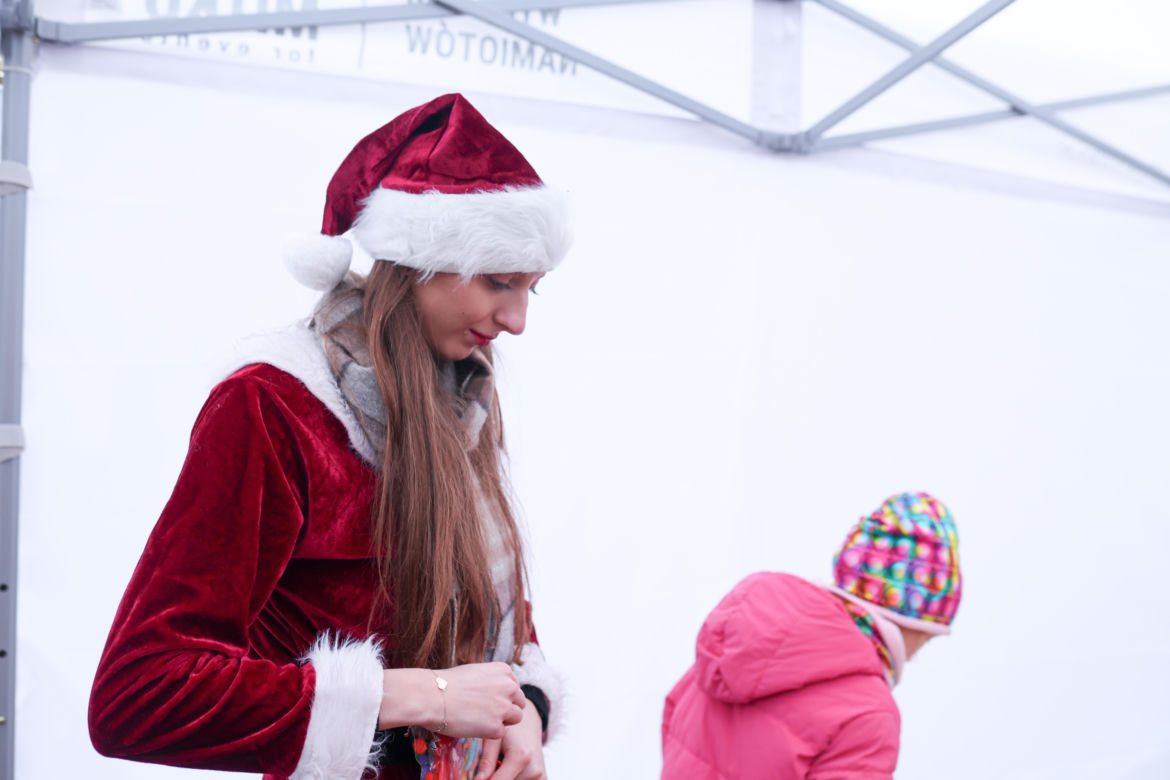Manufaktura Świętego Mikołaja powróciła do Sosnowca. Warsztaty, jarmark, karuzele i inne atrakcje