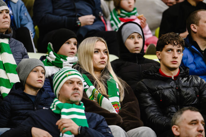 Lechia Gdańsk - Raków Częstochowa; Zdjęcia kibiców z meczu 30. kolejki PKO BP Ekstraklasy