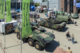 Warszawskie Targi Obronne zgromadziły branżę, wojsko i pasjonatów militariów