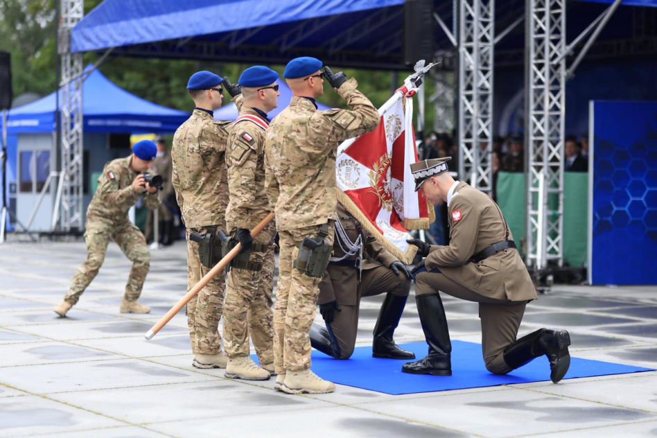 Zmiana na czele polskich cyberwojsk. Gen. Chmielewski nowym dowódcą, a gen. Molenda rusza do NATO