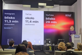 Influencerzy pod lupą KRRiT. Agnieszka Glapiak: Muszą być to odpowiedzialne treści