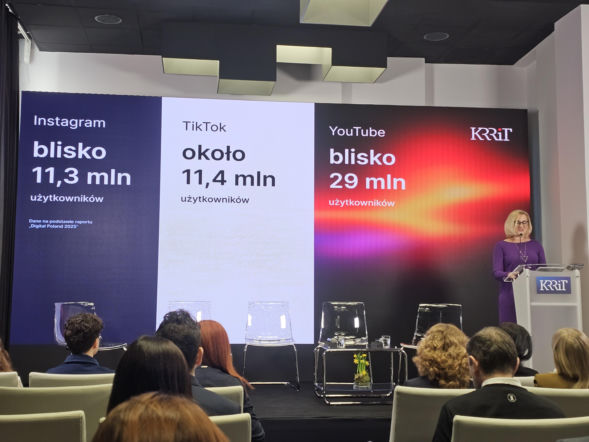 Influencerzy pod lupą KRRiT. Agnieszka Glapiak: Muszą być to odpowiedzialne treści