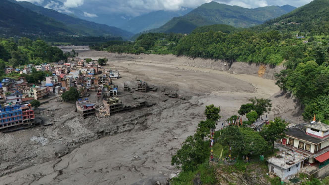 Katastrofa w Nepalu. Setki osób zaginęły, wśród nich zagraniczni turyści