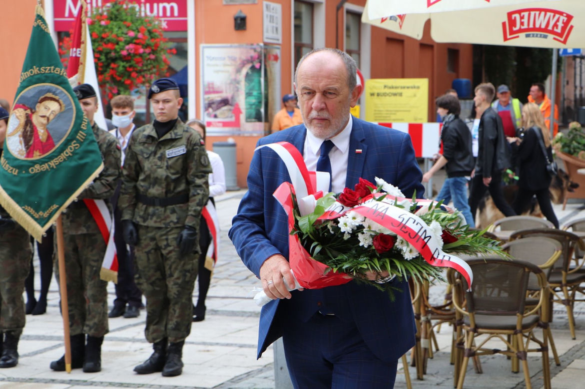 81. rocznica wybuchu II wojny światowej. Kaliszanie złożylI hołd bohaterom [ZDJĘCIA] 