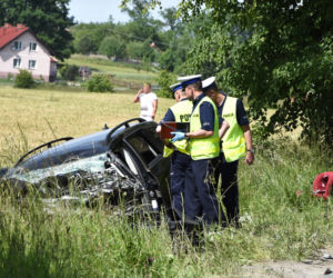 Dziecko zginęło pod tirrem, ojciec walczy o życie
