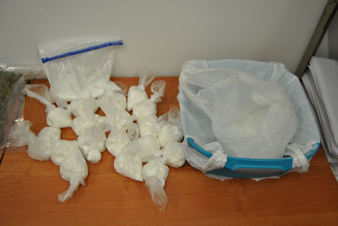 Policja wymierzyła cios w narkotykowe podziemie. 32-latek za kratami