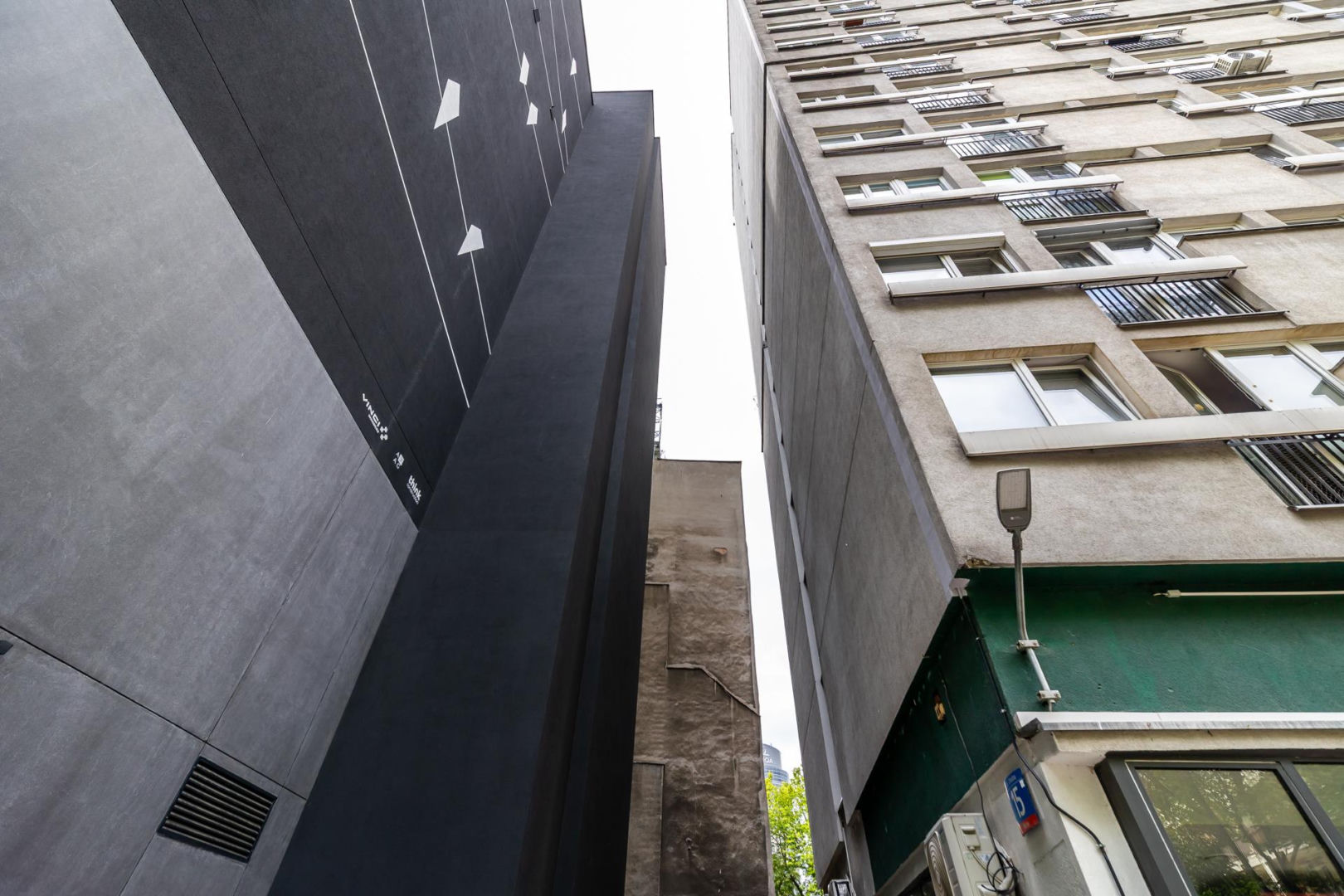 Krochmalna 44 w Warszawie. Tak wygląda apartamentowiec