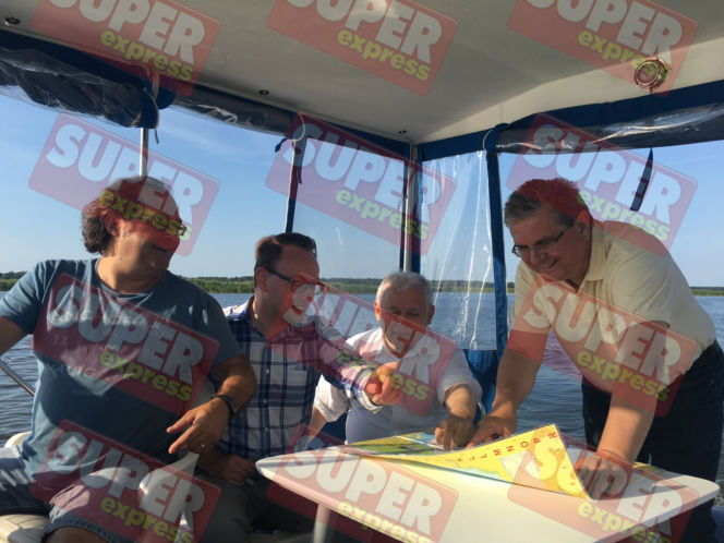 Prezes PiS miło spędzał czas na łódce