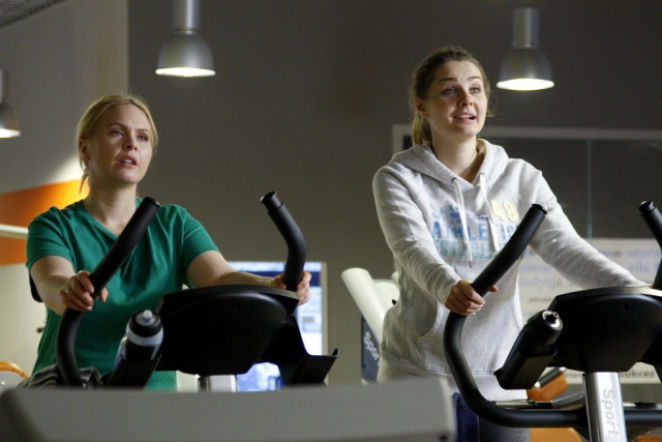 PRZYJACIÓŁKI 2. Anka (Magdalena Stużyńska), Inga (Małgorzata Socha)
