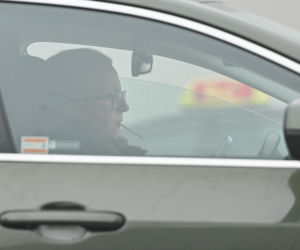 Krystyna Janda kurzy w aucie