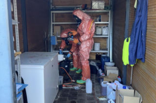 Laboratorium śmierci na Mazowszu. Kontrterroryści znaleźli kilogramy narkotyków i przedziwne przedmioty