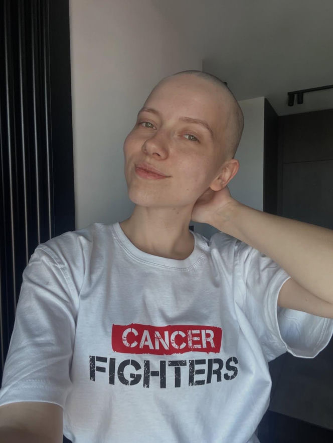 Gwiazdy zgoliły włosy w szczytnym celu