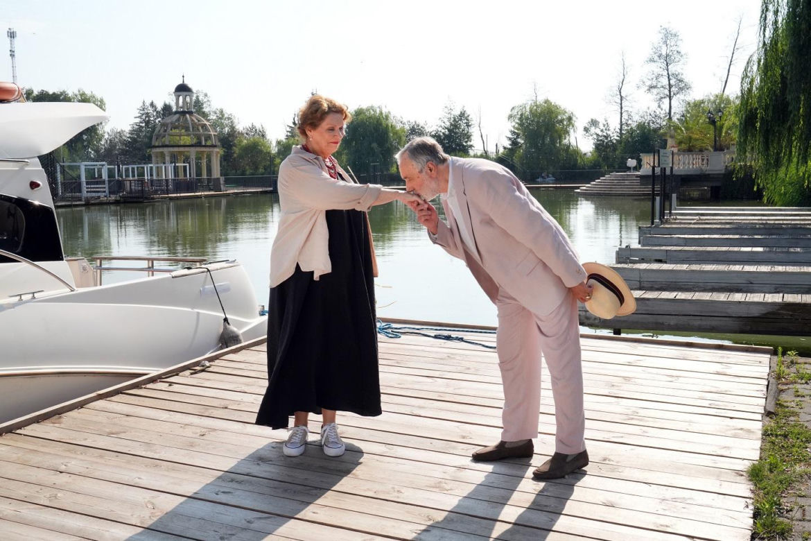 Barwy szczęścia, odcinek 3114. Józefina Rawiczowa (Elżbieta Jarosik), Andrzej Zastoja-Modelski (Leon Charewicz)