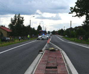 7-latek w szpitalu wojewódzkim! Dwie mieszkanki Warszawy z dziećmi zderzyły się na DK nr 7 w Wiśniewie [ZDJĘCIA]