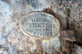 W piwnicy przedwojennej kamienicy znaleziono maszynę do palenia kawy