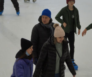 Tłumy na bydgoskim lodowisku Torbyd [GALERIA]