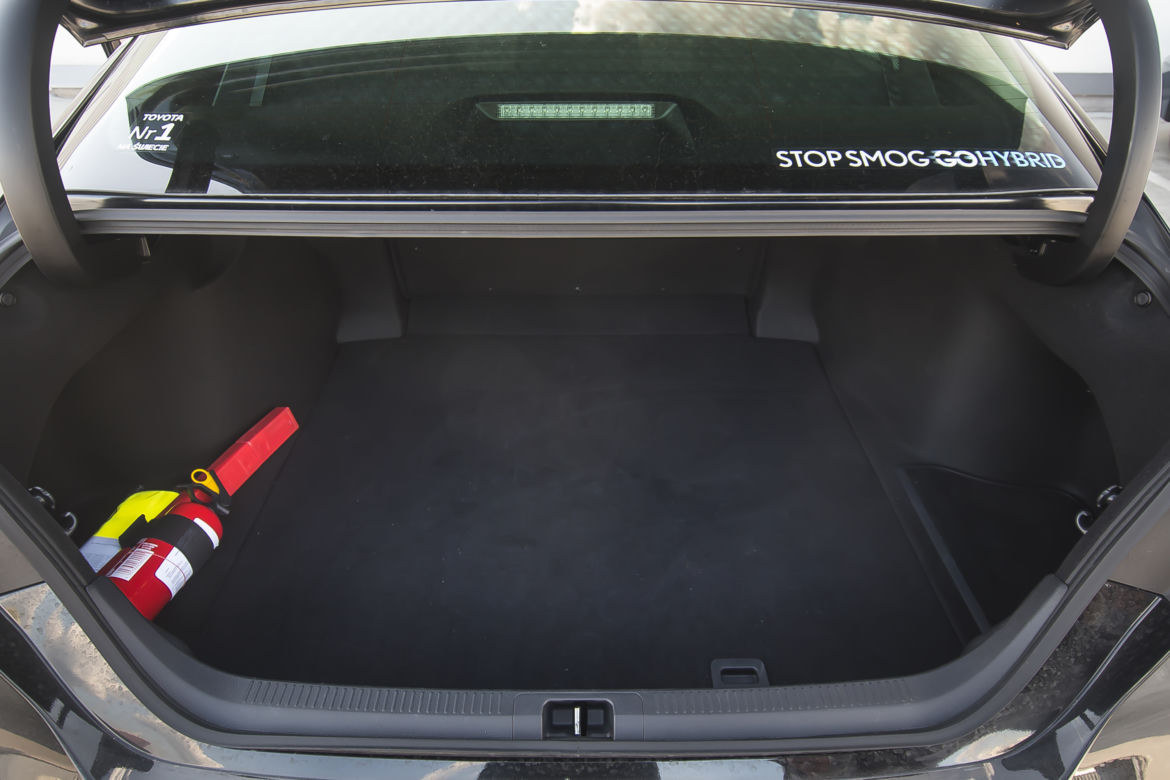 Toyota Camry 2.5 Hybrid Dynamic Force 218 KM e-CVT Executive