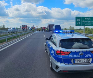 Trasa w kierunku Lublina została zablokowana, a kierowcy utknęli w ogromnych korkach