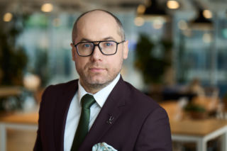 Dr Artur Drobniak: „80–90 proc. błędów to nie wina człowieka, tylko niedomagań systemu”