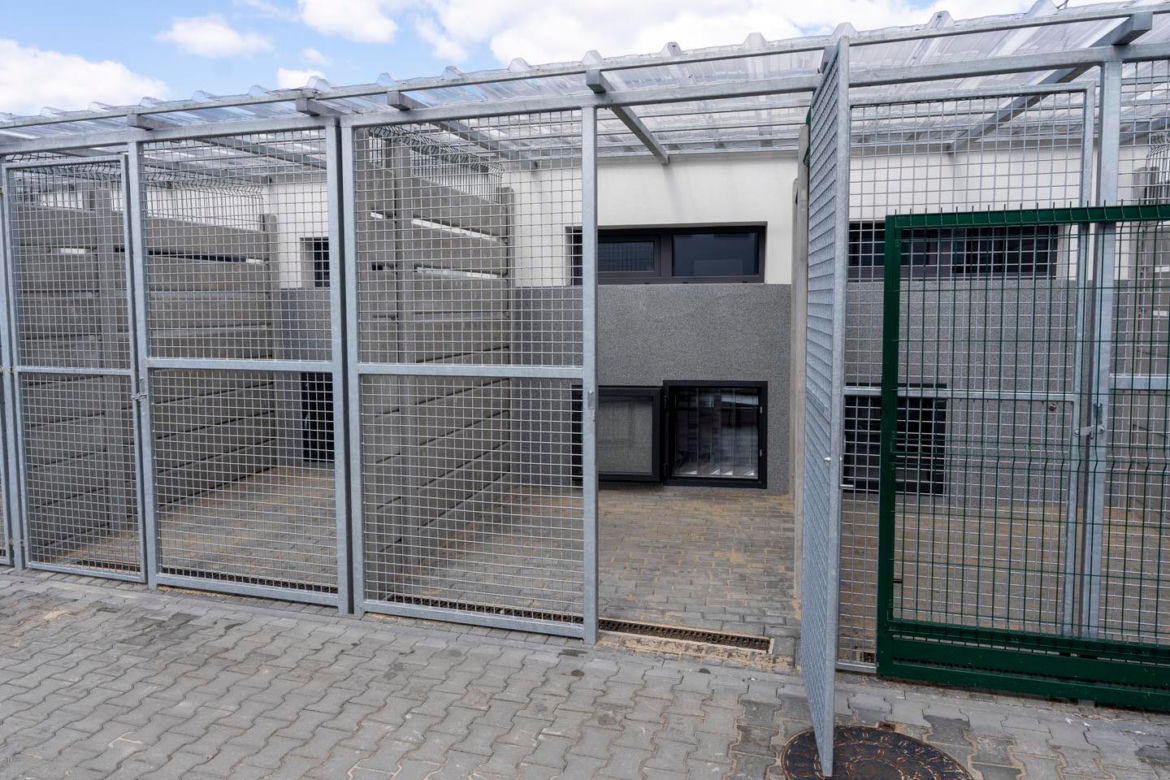 Nowe schronisko dla bezdomnych zwierząt w Zabrzu gotowe. Kiedy zacznie działać?