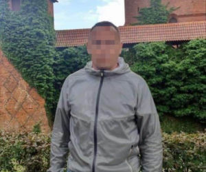 Groza w Nowym Dworze Mazowieckim. Córka strażnika pobiła koleżankę