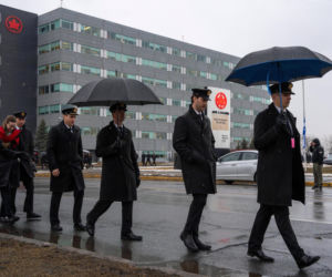 Stewardesa przeżyła katastrofę lotniczą. Ujawniono jej obrażenia