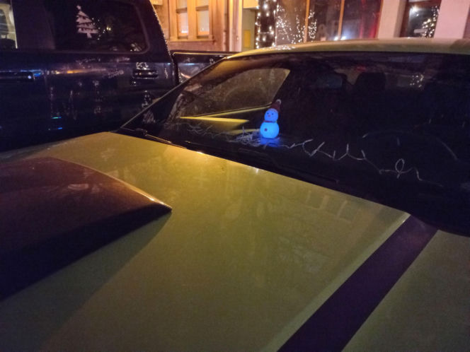 Świąteczny Zlot Amerykańskich Samochodów na Rynku w Lesznie