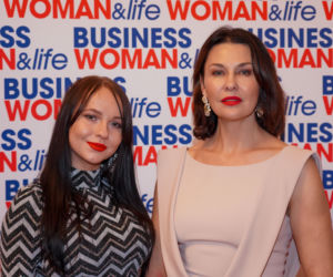Gwiazdy na balu charytatywnym Businesswoman & life