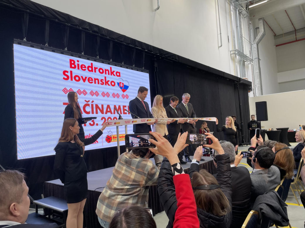 Biedronka otwiera się na Słowacji