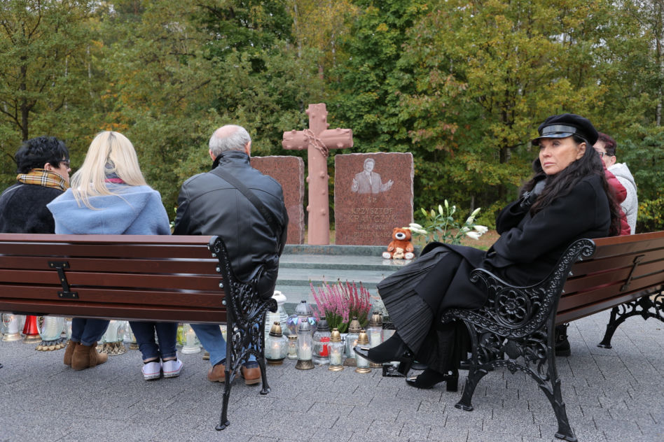 Poświęcenie nowego nagrobka Krzysztofa Krawczyka