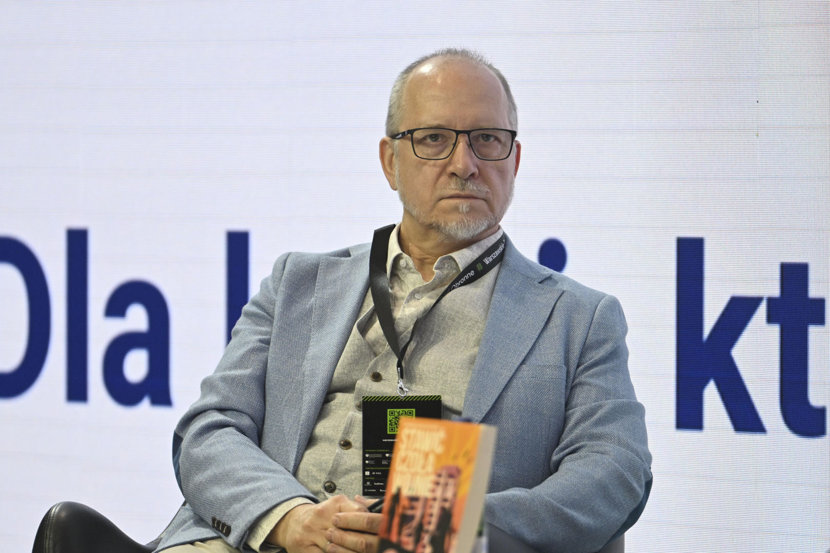 Warszawskie Targi Obronne. Scena Biała. Stawić czoła wojnie. Zostać czy wyjechać – Debata WYDAWNICTWA NAUKOWEGO PWN o bezpieczeństwie obywateli
