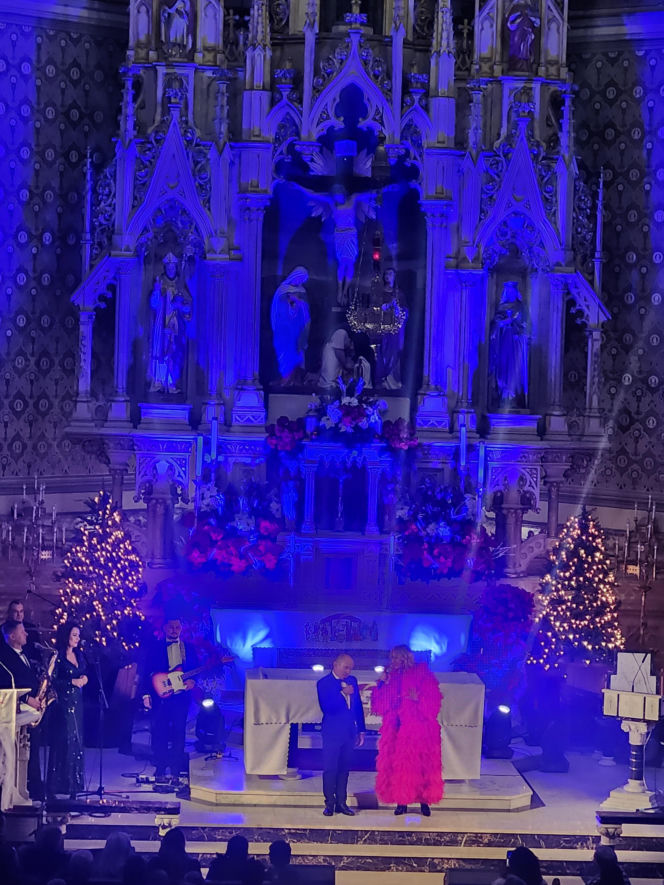 Wielkie Kolędowanie z gwiazdami na Greenpoincie