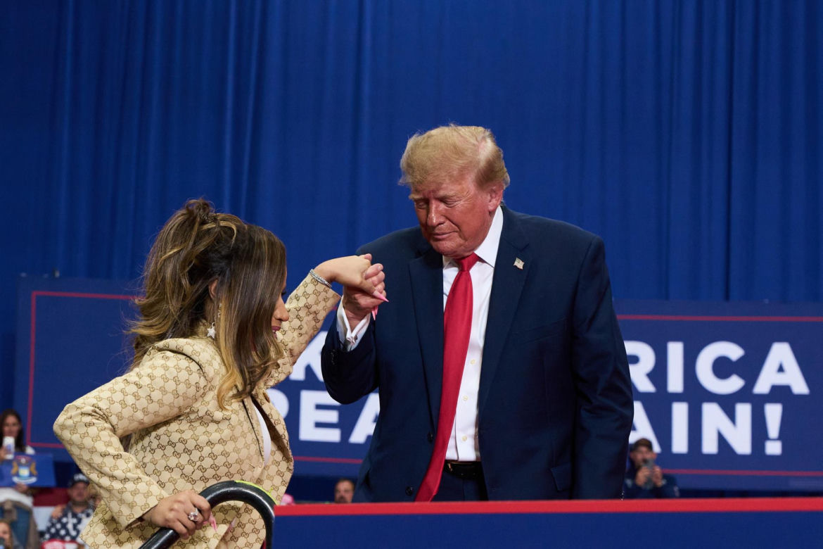 Trump nagle zaczął mówić o pupie! Nie krył zachwytu