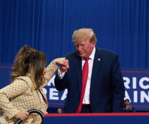 Trump nagle zaczął mówić o pupie! Nie krył zachwytu