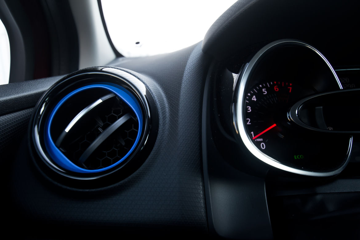 Renault Clio 1.2 TCe Intens GT Line vs. Peugeot 208 1.2 PureTech Style