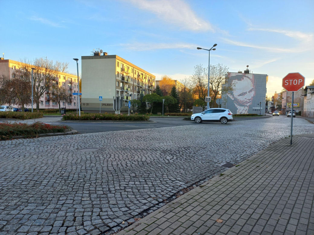 Będzie nowe rondo w Lesznie. W miejscu, gdzie kłopot ma pewnie niejeden kierowca [ZDJĘCIA]