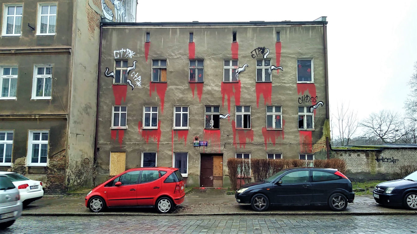 "Krwawiąca" kamienica na Niebuszewie