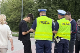 17-latek na hulajnodze elektrycznej potrącił dziecko. 3-latek trafił do szpitala