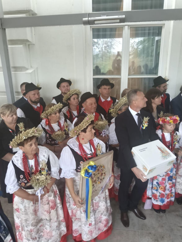 Koło Gospodyń Wiejskich w Puszynie na Dożynkach Prezydenckich w Warszawie