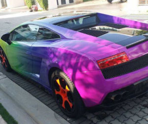 Tęczowe Lamborghini Gallardo 
