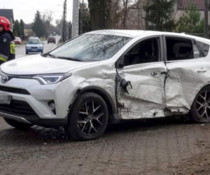 Kompletnie pijany rozbił się citroenem