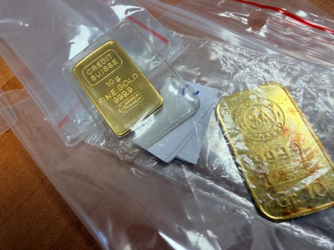 Ukrainiec wiózł w aucie złoto warte fortunę. Nie potrafił wyjaśnić, skąd je ma