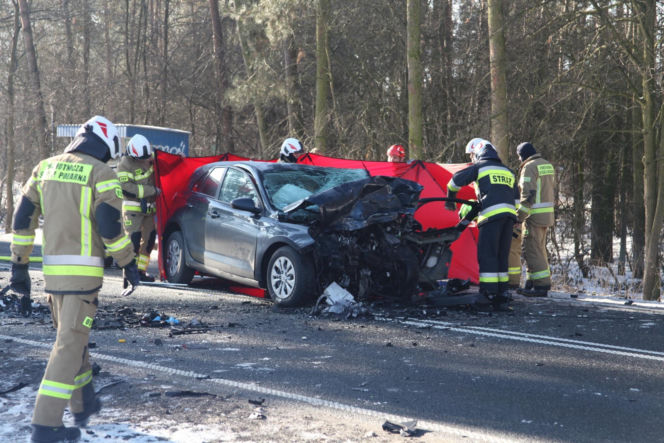 Wypadek pod Siedlcami. Zderzyły się dwie panie, jedna zginęła