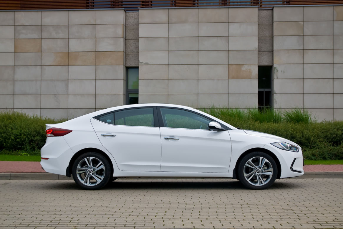Hyundai Elantra 1.6 CRDi Premium