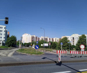 Trwa przebudowa skrzyżowania Podmiejskiej z Wyszyńskiego. Na razie bez korków