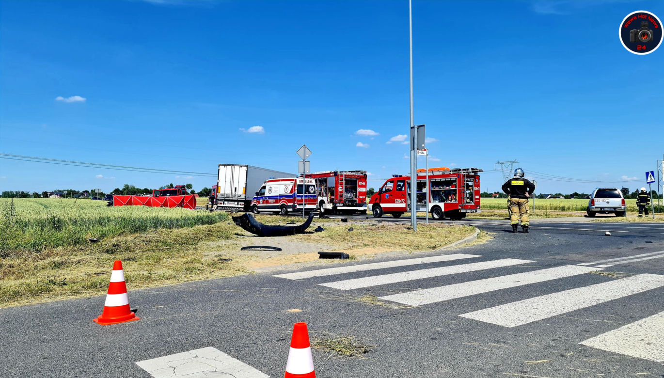 Elżbietów. Potworny wypadek pod Sochaczewem. Nie żyje pięć osób